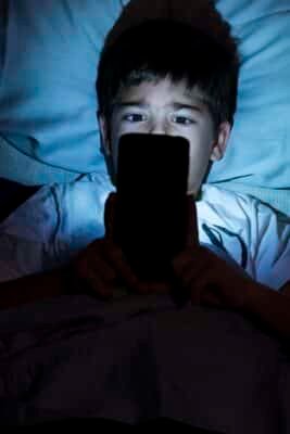children in phones
